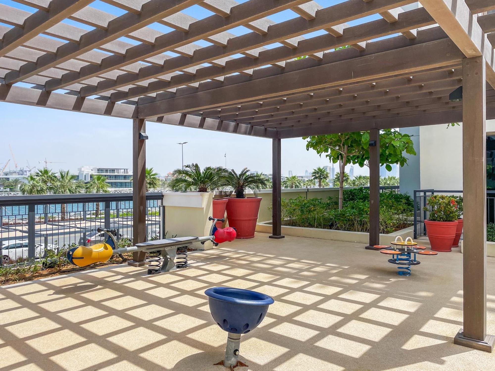 Spacious 1 Bed In La - 1 Min To The